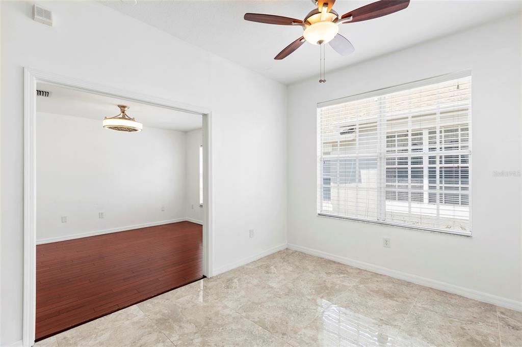 For Sale: $339,000 (3 beds, 2 baths, 1661 Square Feet)