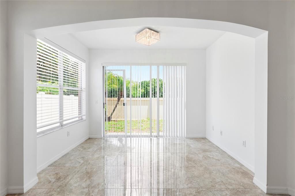 For Sale: $339,000 (3 beds, 2 baths, 1661 Square Feet)