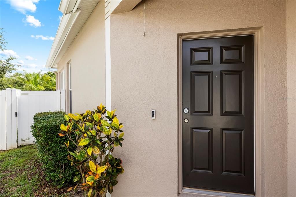 For Sale: $339,000 (3 beds, 2 baths, 1661 Square Feet)