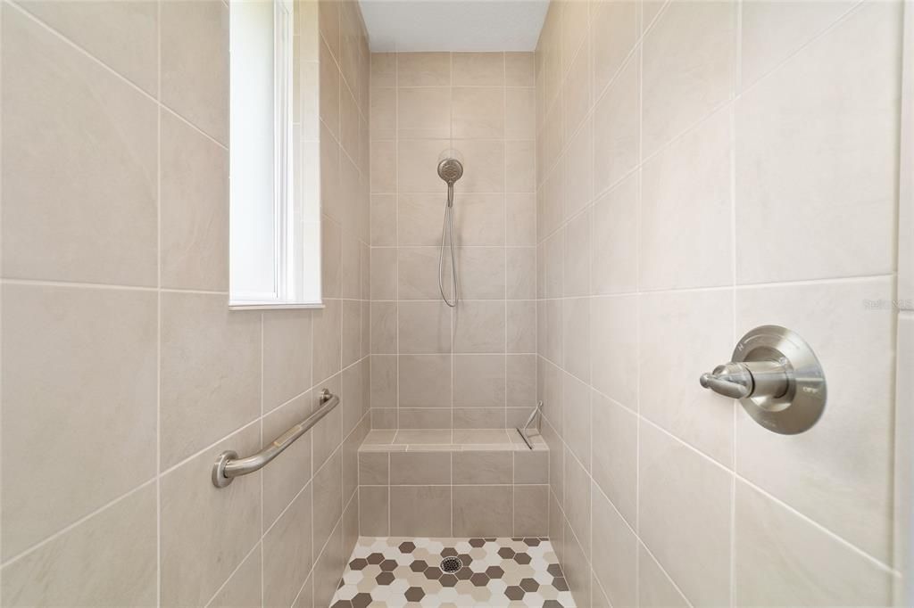 For Sale: $590,000 (3 beds, 3 baths, 2703 Square Feet)