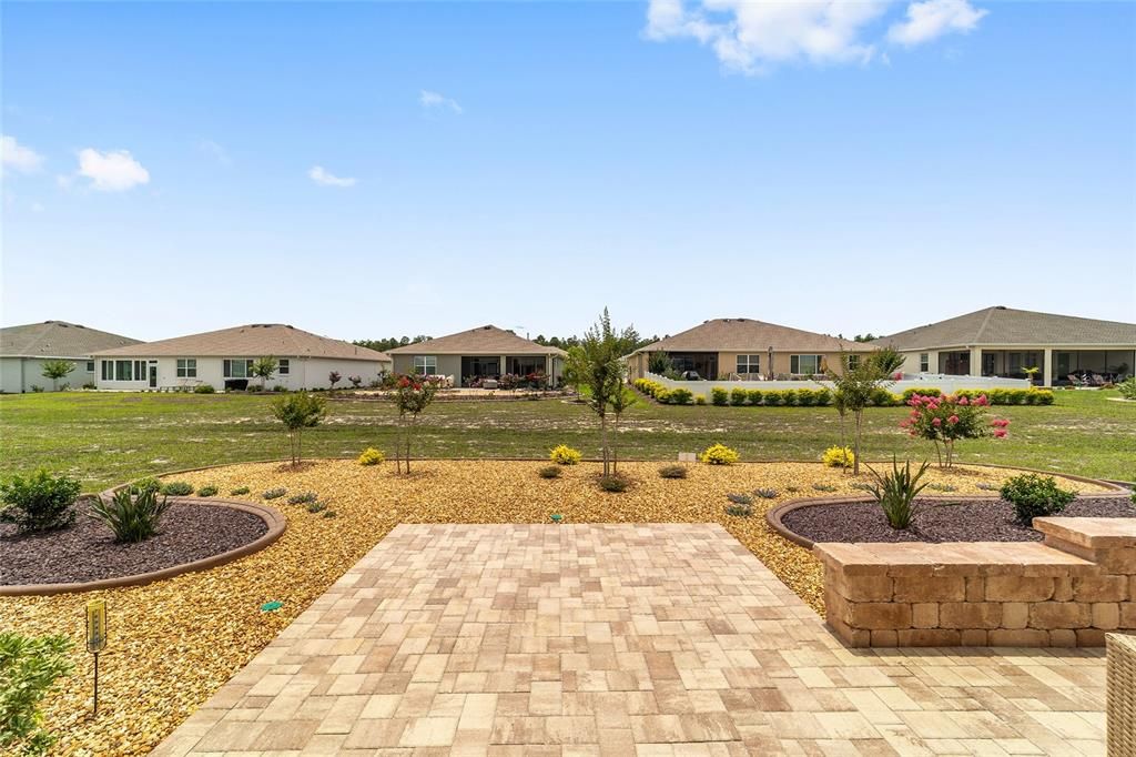 For Sale: $590,000 (3 beds, 3 baths, 2703 Square Feet)