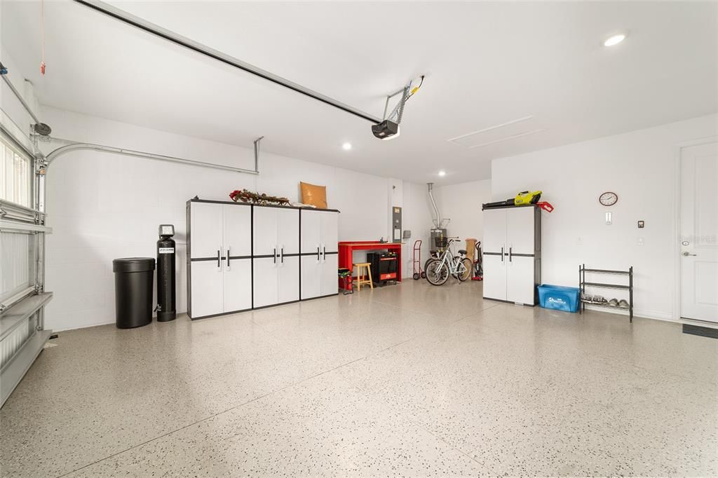 For Sale: $590,000 (3 beds, 3 baths, 2703 Square Feet)