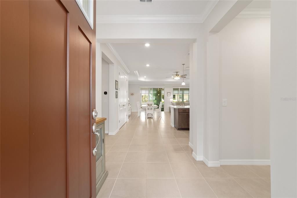 For Sale: $590,000 (3 beds, 3 baths, 2703 Square Feet)