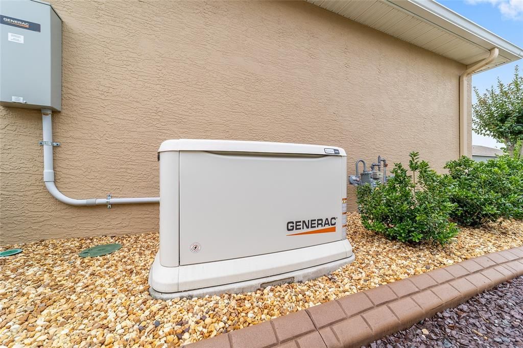 For Sale: $590,000 (3 beds, 3 baths, 2703 Square Feet)