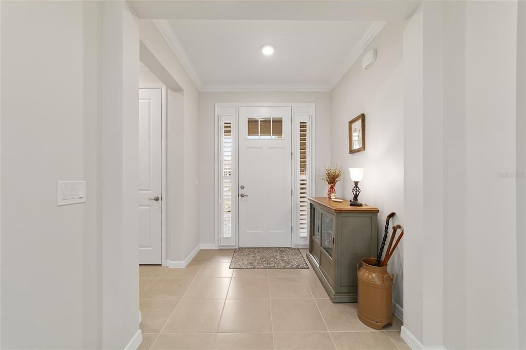 For Sale: $590,000 (3 beds, 3 baths, 2703 Square Feet)