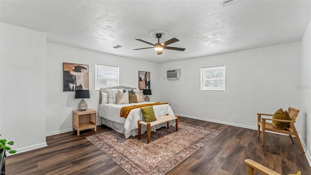 For Sale: $294,900 (3 beds, 2 baths, 1678 Square Feet)
