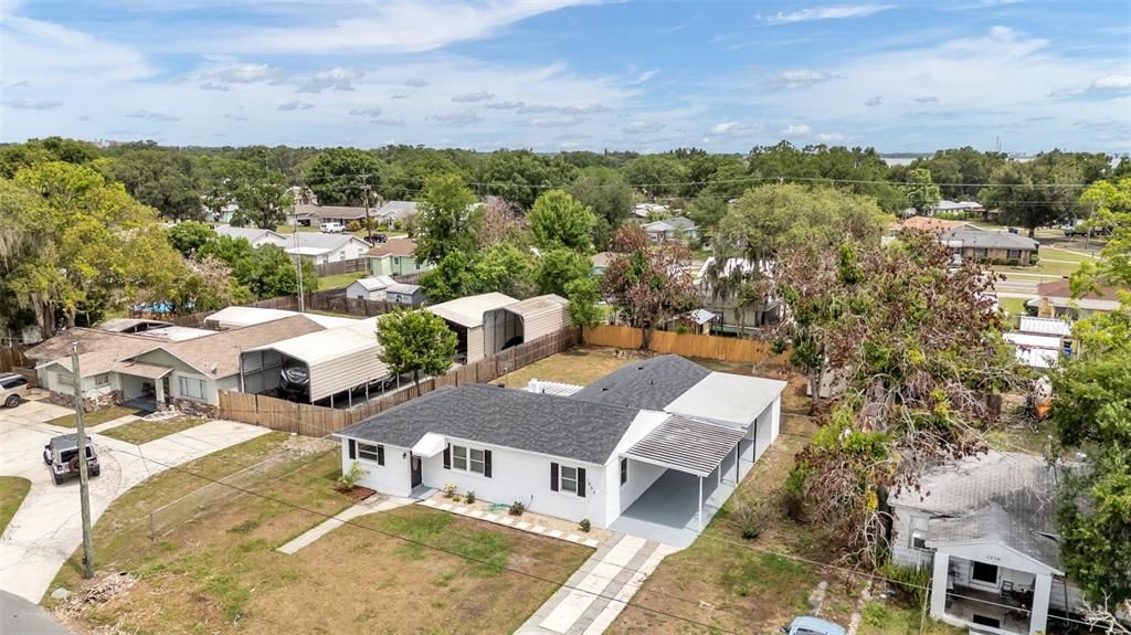 For Sale: $294,900 (3 beds, 2 baths, 1678 Square Feet)