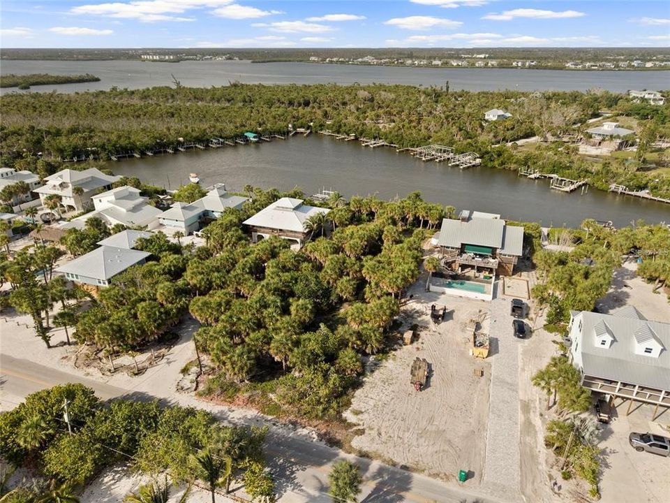 For Sale: $685,000 (0.44 acres)