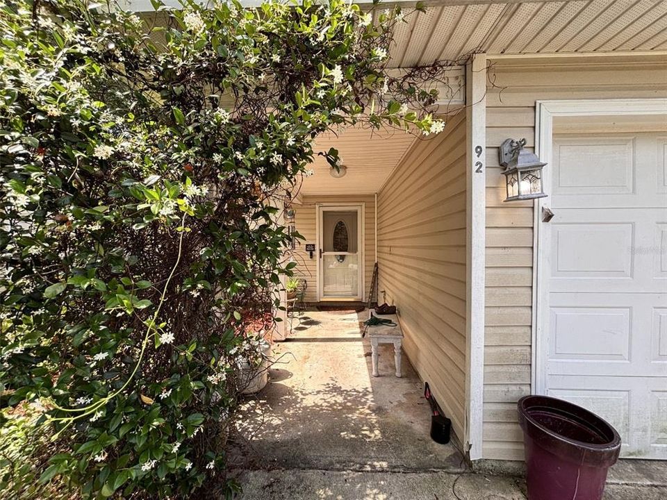 For Sale: $235,000 (4 beds, 2 baths, 1471 Square Feet)