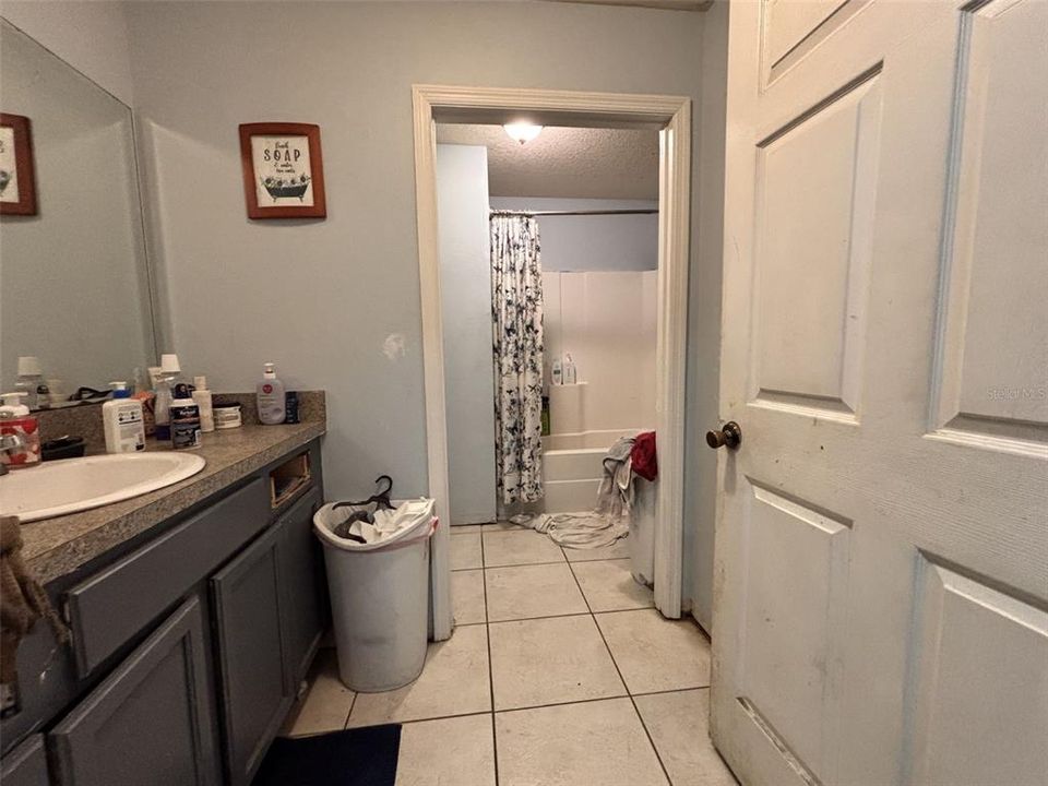 For Sale: $235,000 (4 beds, 2 baths, 1471 Square Feet)