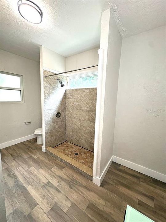 En Renta: $2,375 (3 camas, 2 baños, 1554 Pies cuadrados)