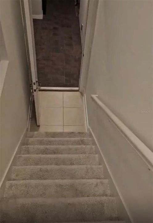 For Rent: $1,800 (1 beds, 1 baths, 700 Square Feet)