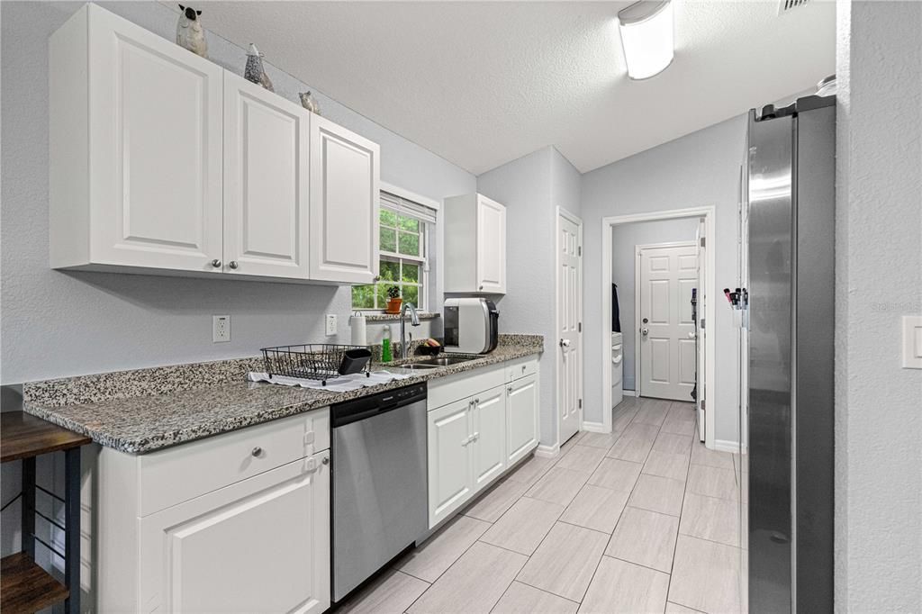 En Venta: $229,900 (3 camas, 2 baños, 1238 Pies cuadrados)