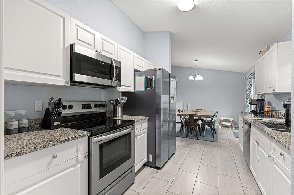 En Venta: $229,900 (3 camas, 2 baños, 1238 Pies cuadrados)