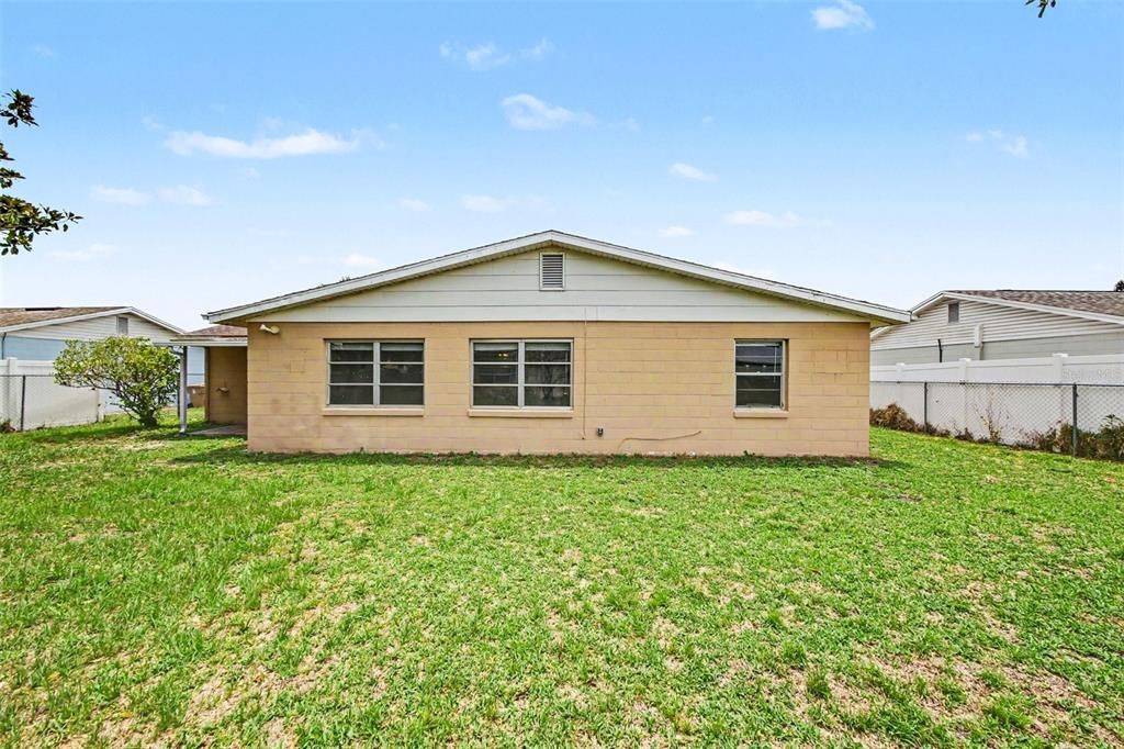 For Sale: $334,900 (3 beds, 2 baths, 1444 Square Feet)