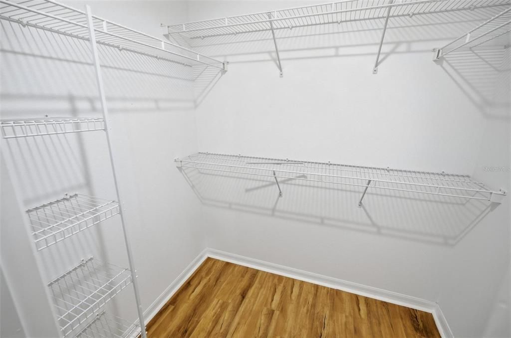 For Rent: $1,900 (3 beds, 2 baths, 1619 Square Feet)