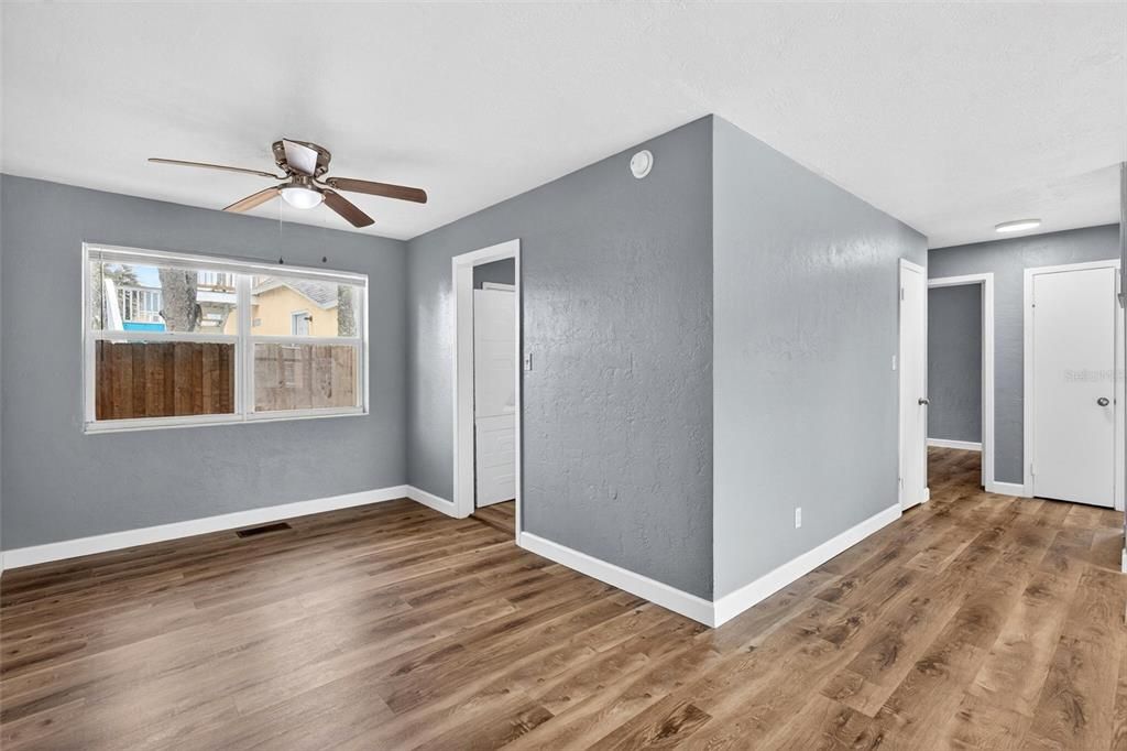 For Sale: $424,000 (6 beds, 0 baths, 1782 Square Feet)