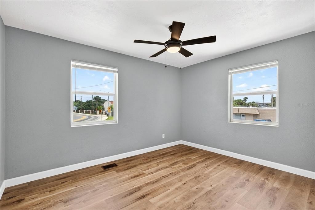 For Sale: $424,000 (6 beds, 0 baths, 1782 Square Feet)