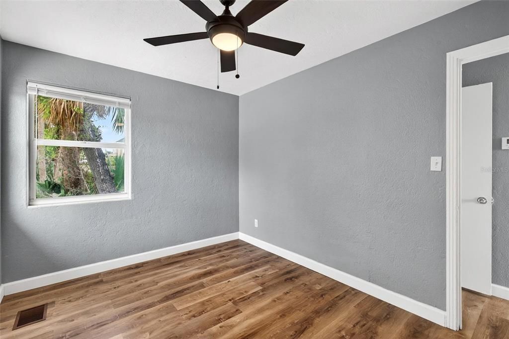 For Sale: $424,000 (6 beds, 0 baths, 1782 Square Feet)