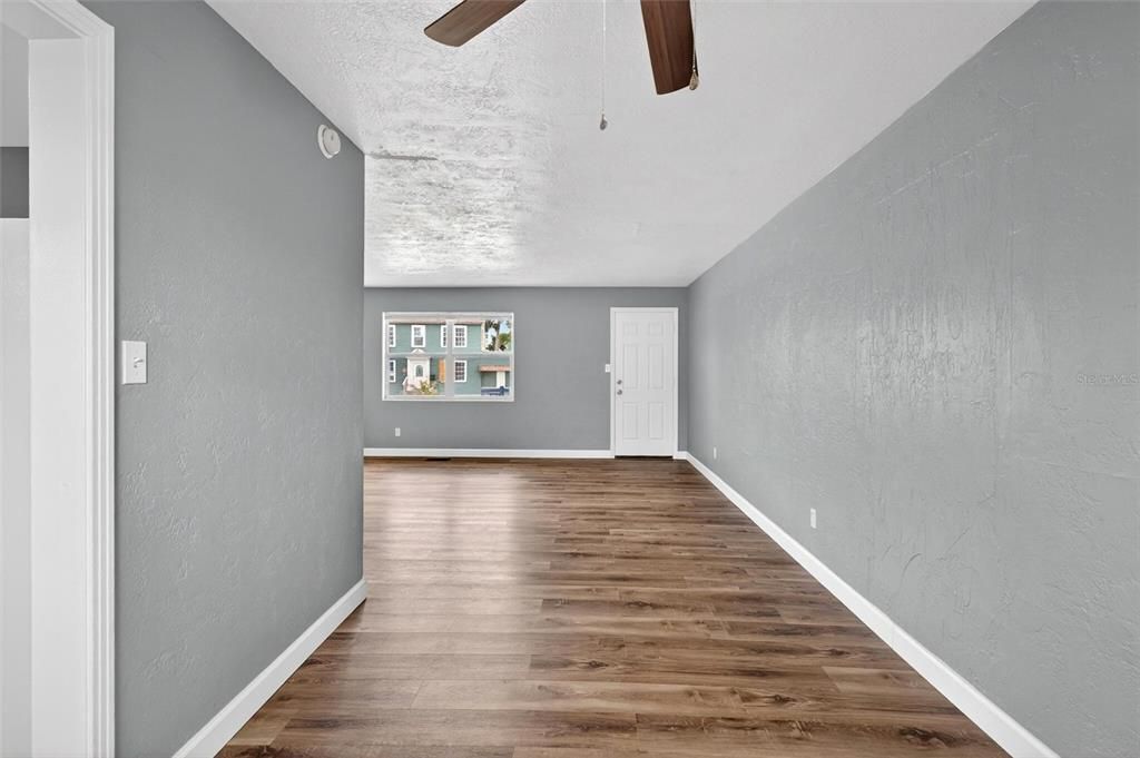 For Sale: $424,000 (6 beds, 0 baths, 1782 Square Feet)