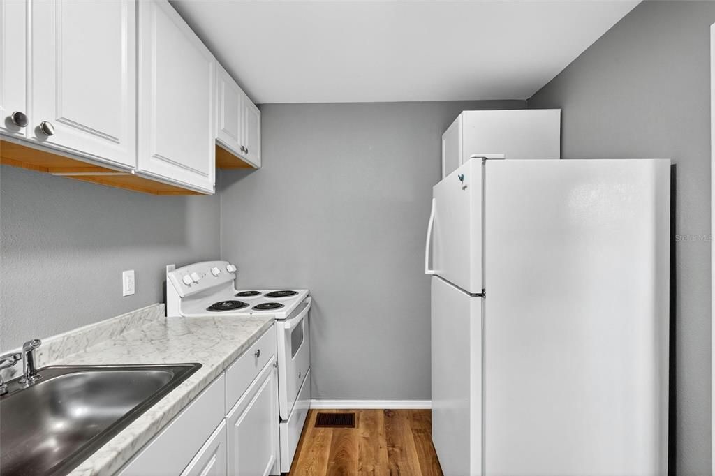 For Sale: $424,000 (6 beds, 0 baths, 1782 Square Feet)