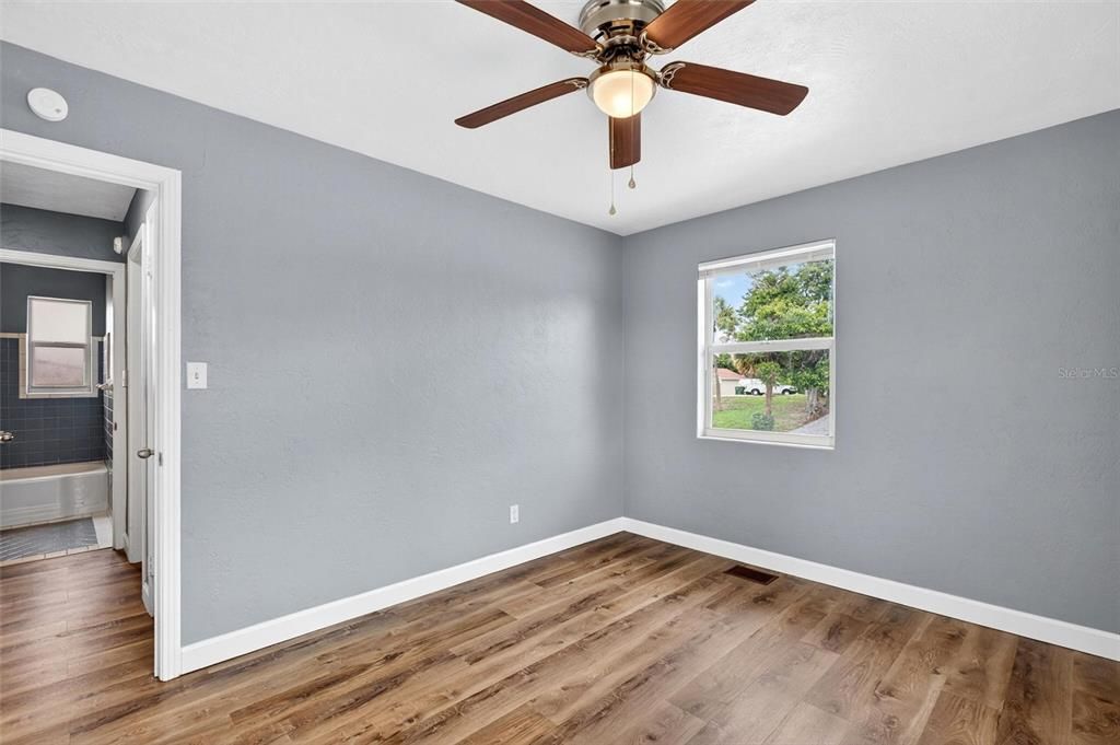 For Sale: $424,000 (6 beds, 0 baths, 1782 Square Feet)