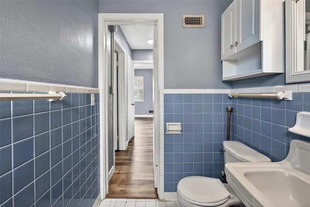 For Sale: $424,000 (6 beds, 0 baths, 1782 Square Feet)