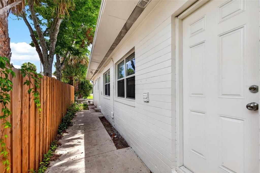 For Sale: $424,000 (6 beds, 0 baths, 1782 Square Feet)
