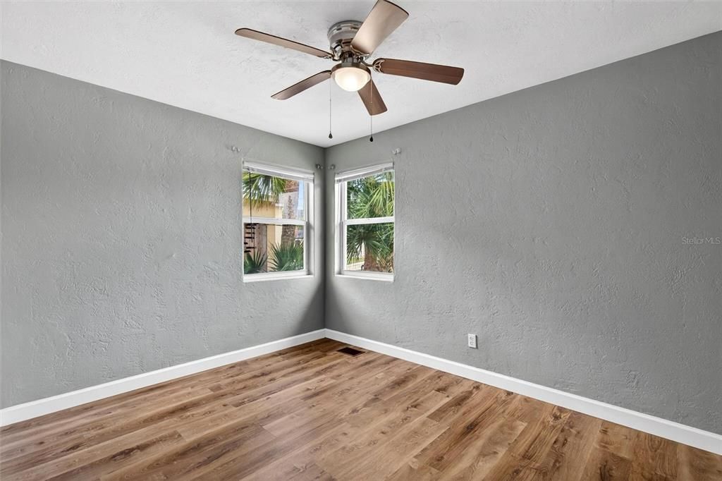 For Sale: $424,000 (6 beds, 0 baths, 1782 Square Feet)