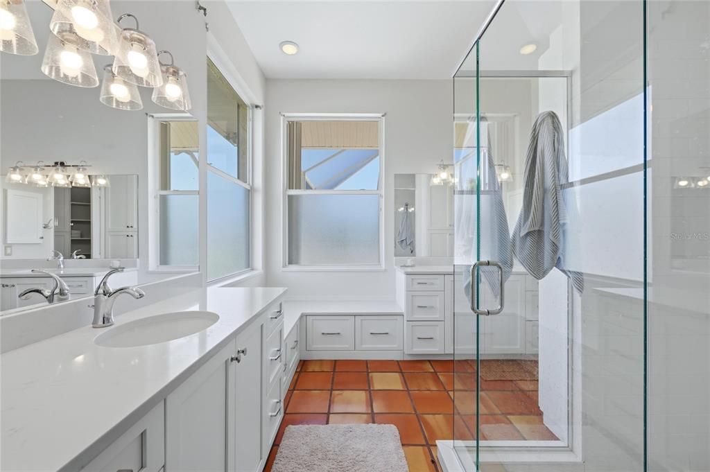 For Sale: $819,000 (3 beds, 2 baths, 2725 Square Feet)