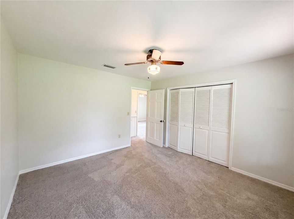 For Sale: $450,000 (3 beds, 2 baths, 1798 Square Feet)