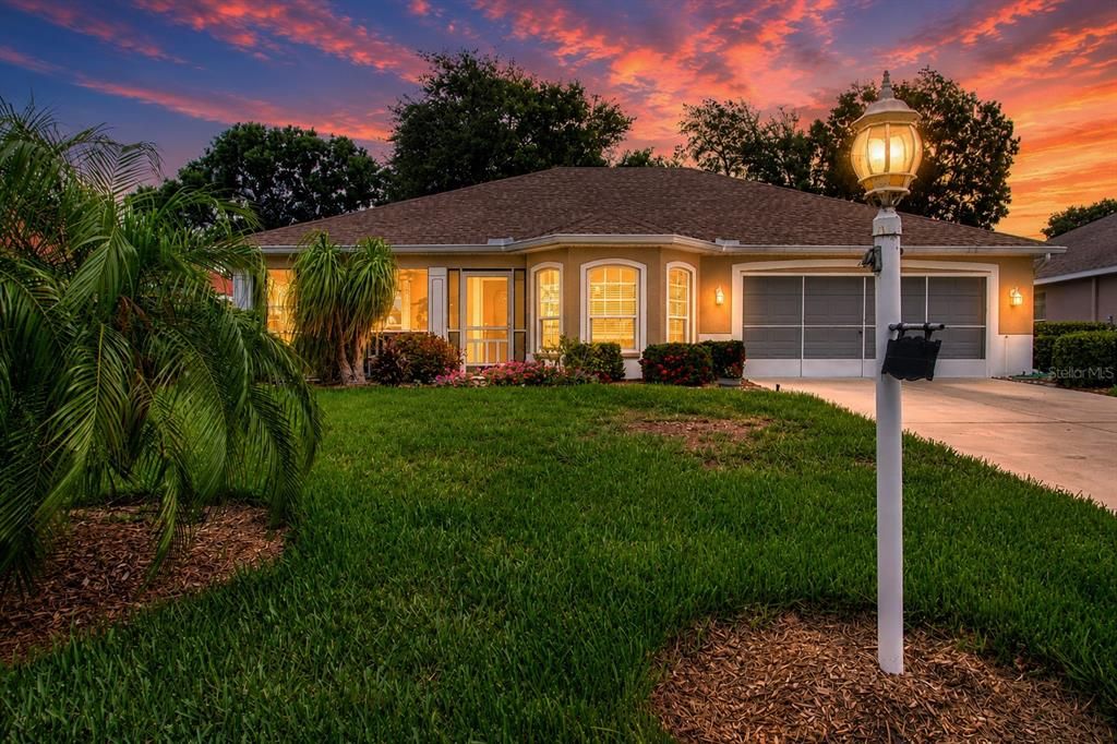 For Sale: $315,000 (2 beds, 2 baths, 1592 Square Feet)