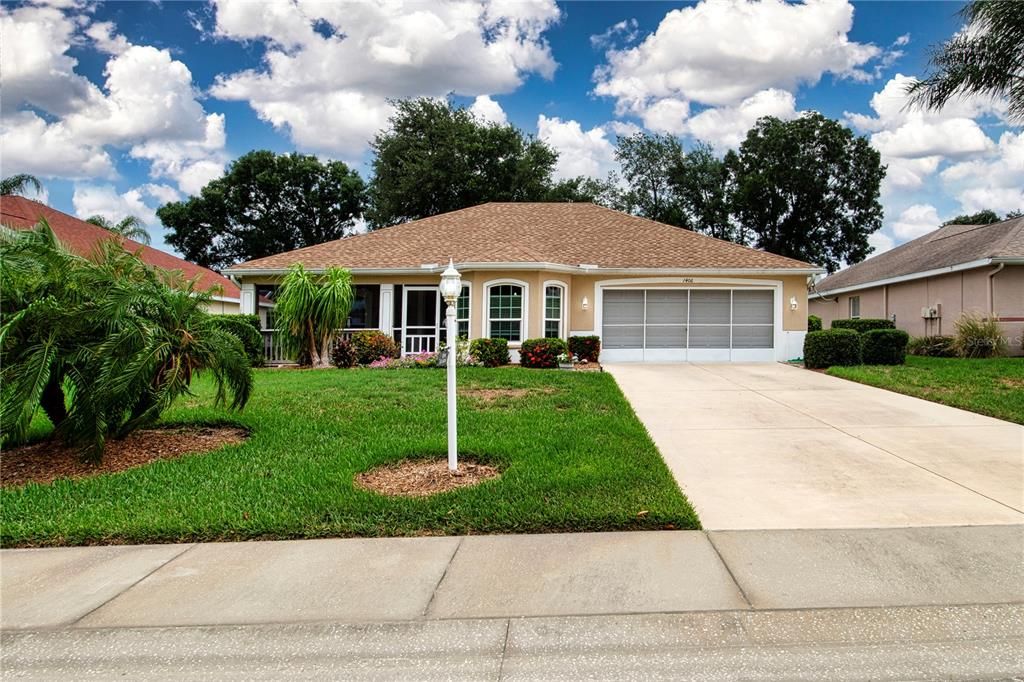 For Sale: $315,000 (2 beds, 2 baths, 1592 Square Feet)