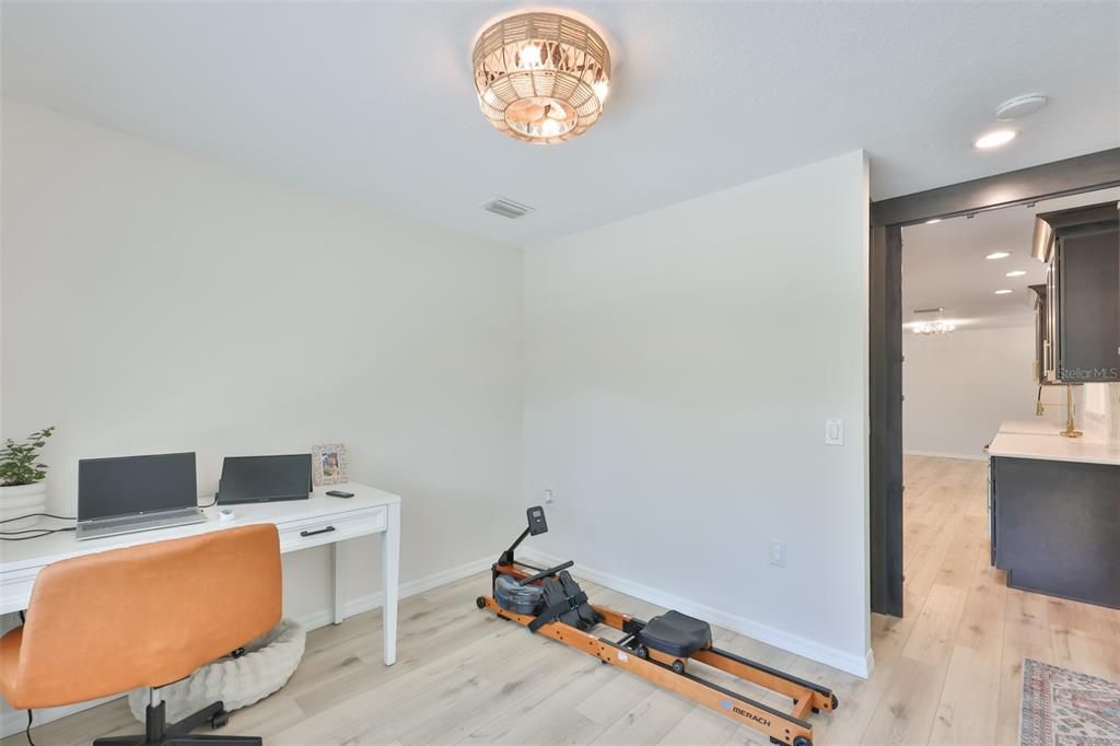 For Sale: $450,000 (3 beds, 2 baths, 1608 Square Feet)