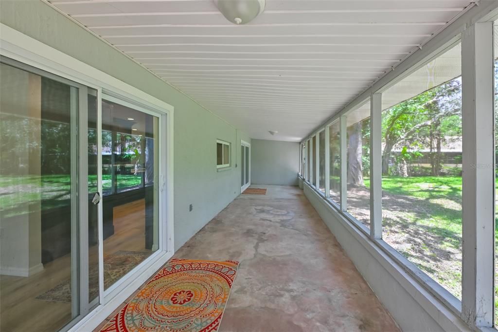 For Sale: $450,000 (3 beds, 2 baths, 1608 Square Feet)