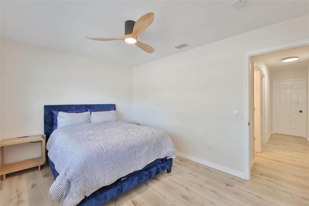 For Sale: $450,000 (3 beds, 2 baths, 1608 Square Feet)