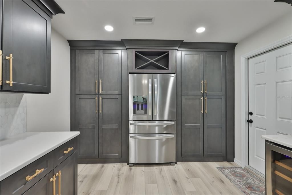 For Sale: $450,000 (3 beds, 2 baths, 1608 Square Feet)