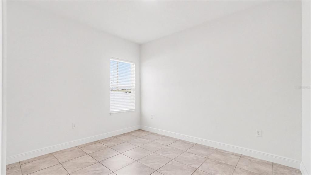 For Sale: $278,900 (4 beds, 2 baths, 1578 Square Feet)