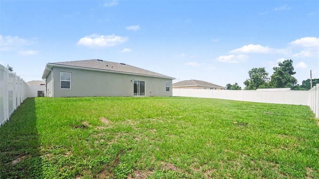 For Sale: $278,900 (4 beds, 2 baths, 1578 Square Feet)