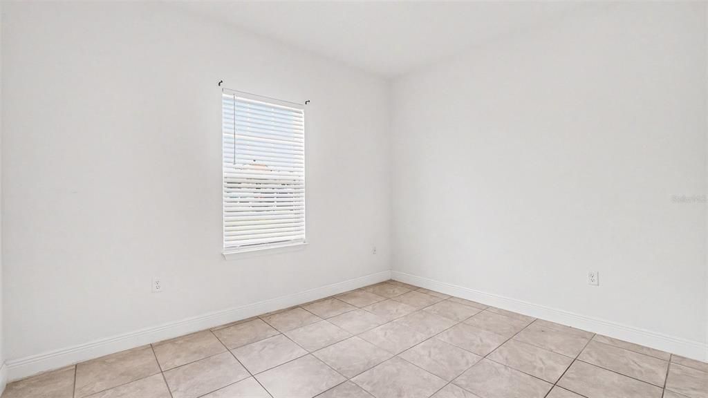 For Sale: $278,900 (4 beds, 2 baths, 1578 Square Feet)
