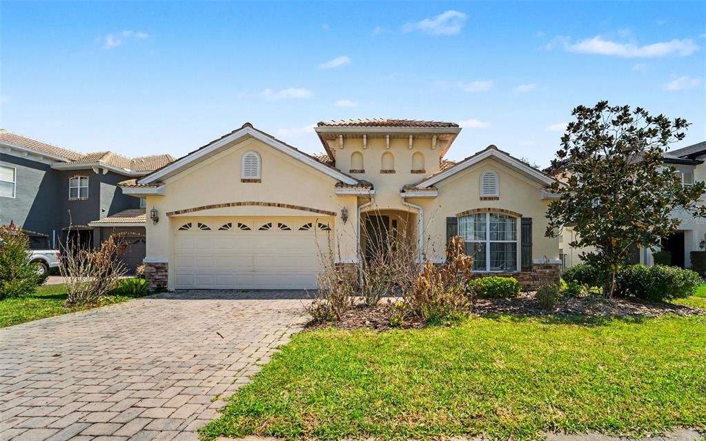 На продажу: $449,900 (3 спален, 2 ванн, 2100 Квадратных фут)