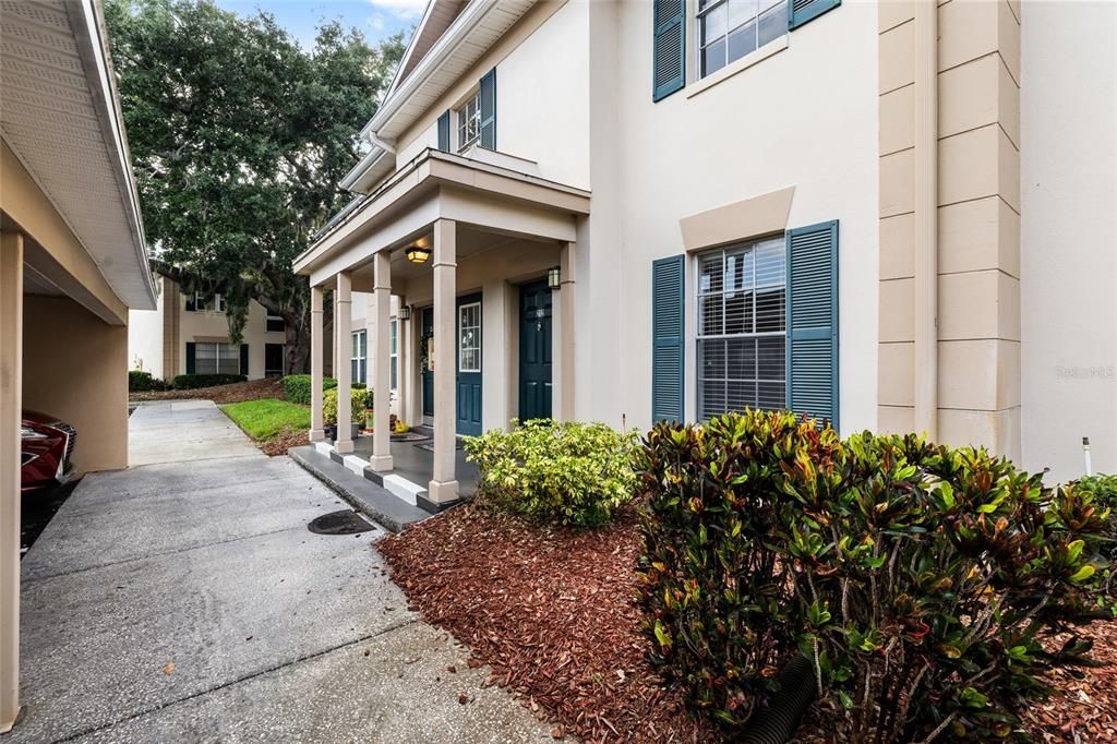 Active With Contract: $258,000 (2 beds, 2 baths, 1208 Square Feet)