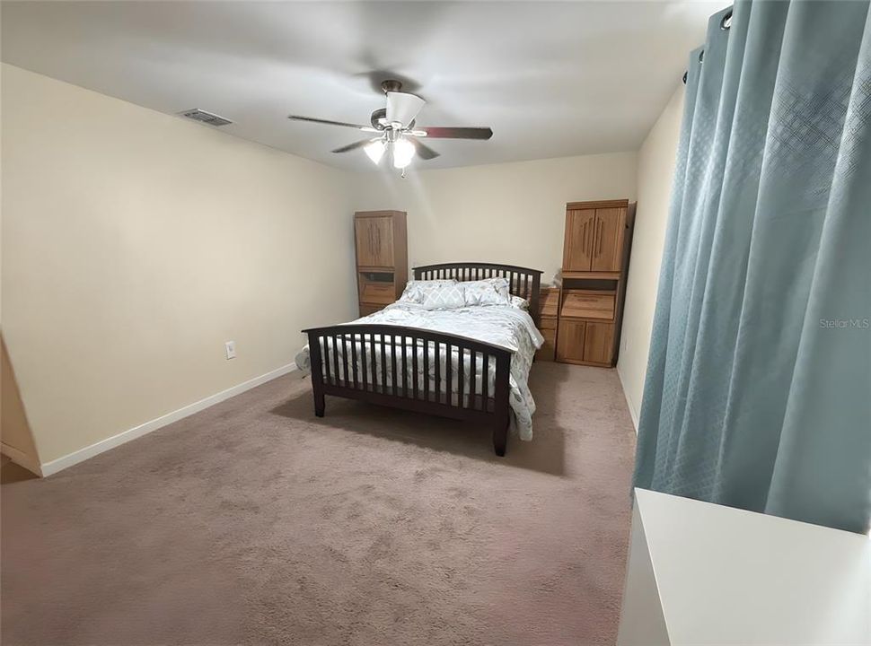 For Sale: $674,900 (6 beds, 3 baths, 4177 Square Feet)