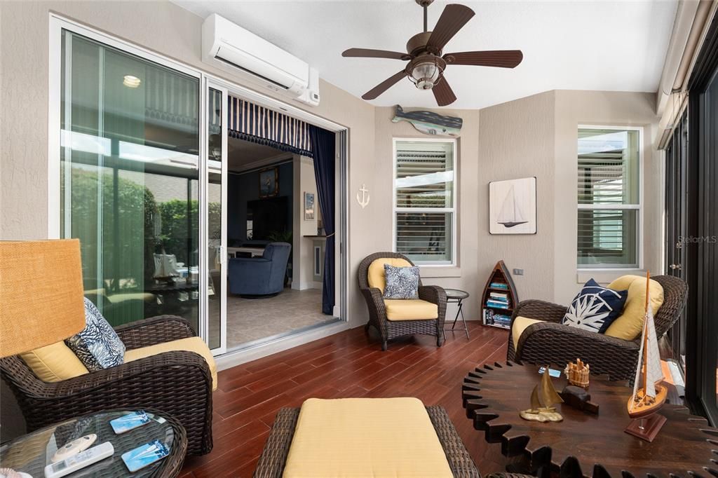 En Venta: $537,000 (3 camas, 2 baños, 2020 Pies cuadrados)