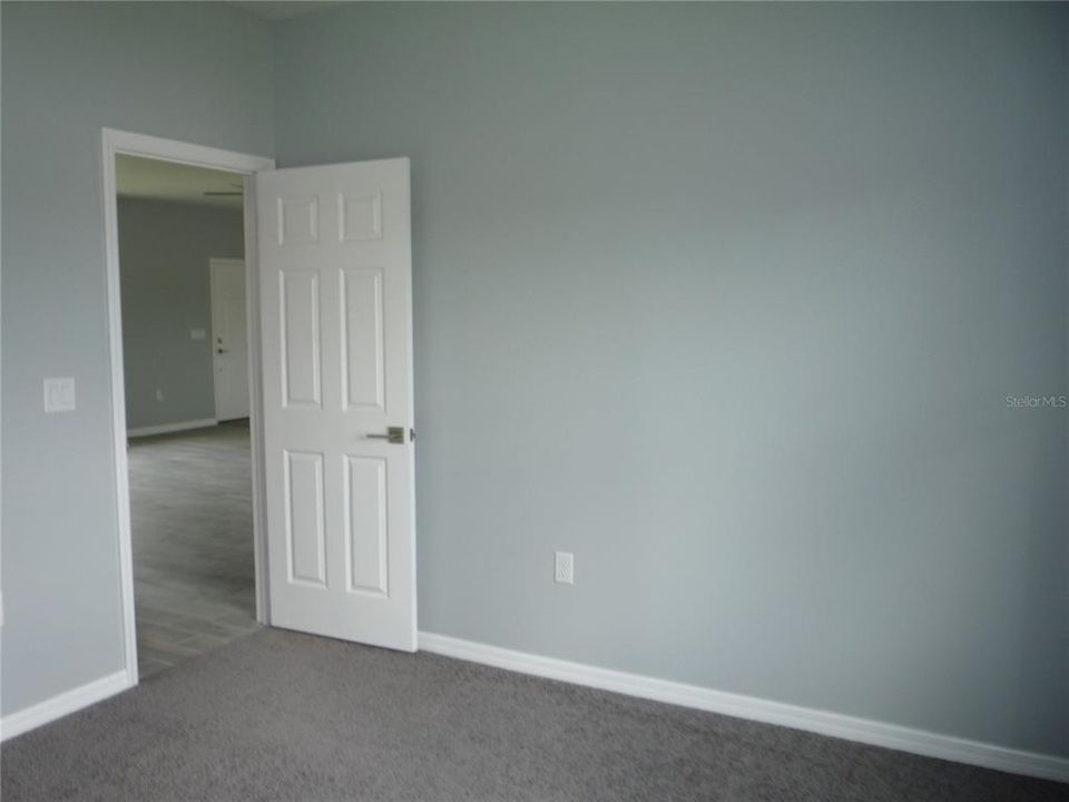 For Sale: $279,000 (3 beds, 2 baths, 1549 Square Feet)