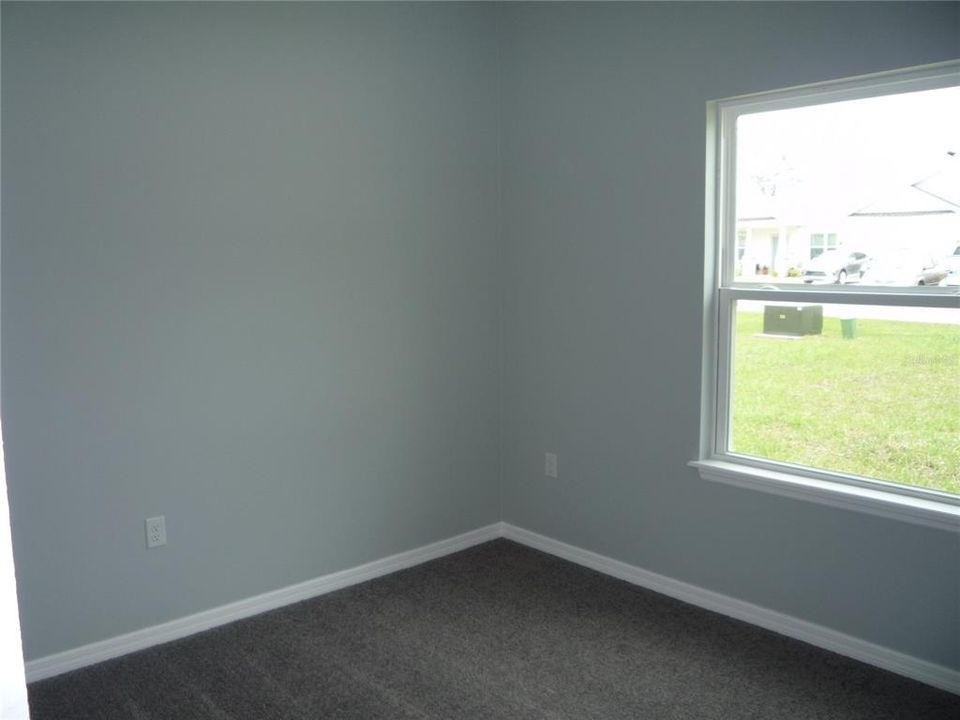 For Sale: $279,000 (3 beds, 2 baths, 1549 Square Feet)