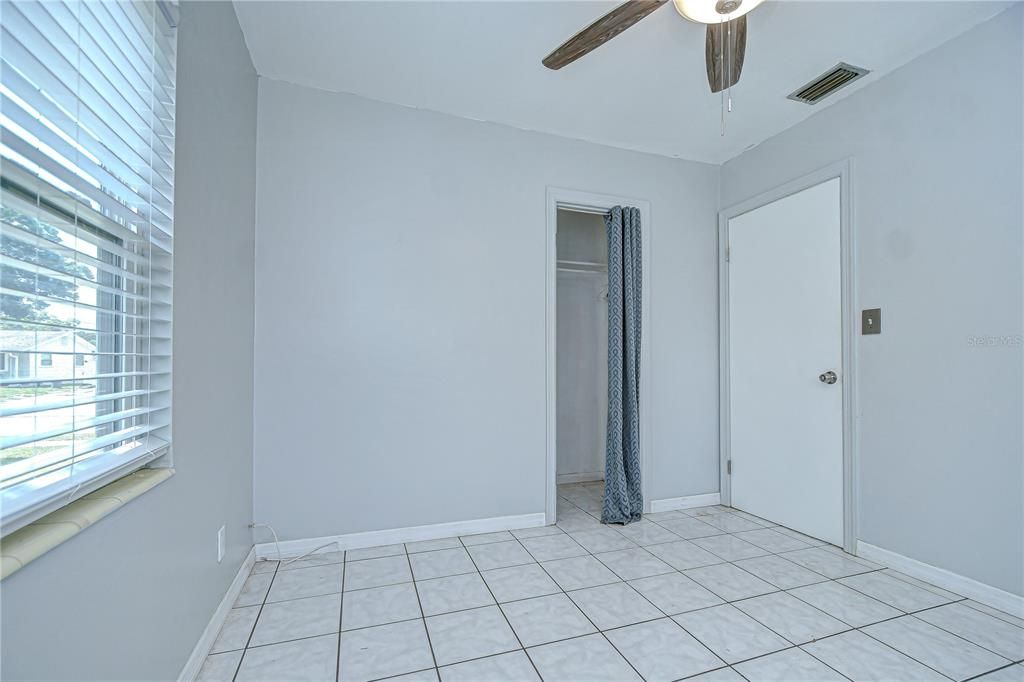 For Sale: $419,900 (3 beds, 2 baths, 1090 Square Feet)