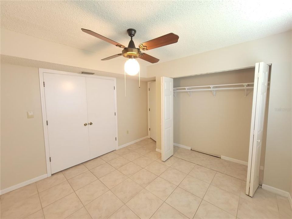 For Rent: $2,200 (3 beds, 2 baths, 1295 Square Feet)