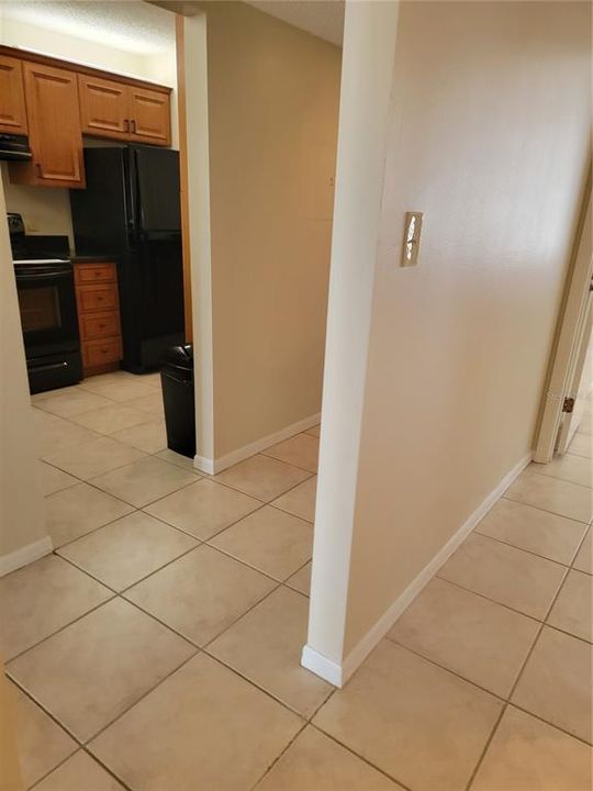 For Rent: $2,200 (3 beds, 2 baths, 1295 Square Feet)