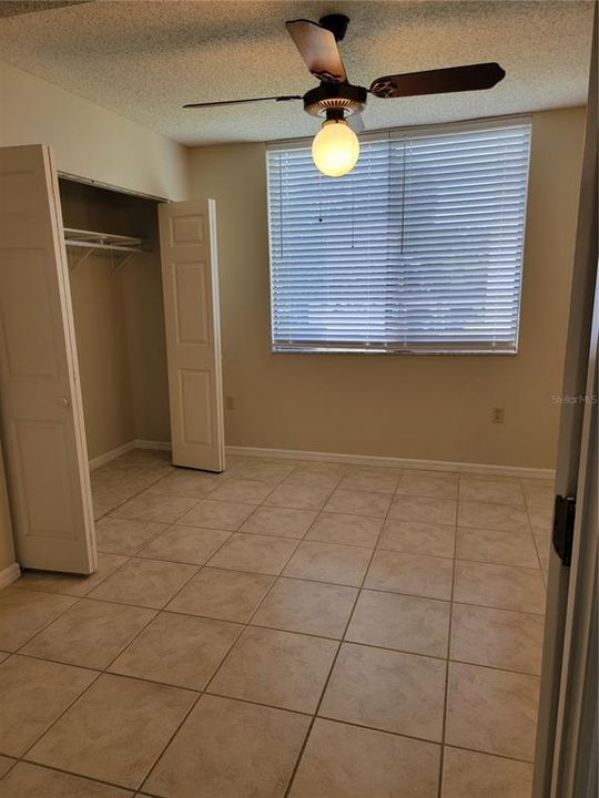 For Rent: $2,200 (3 beds, 2 baths, 1295 Square Feet)